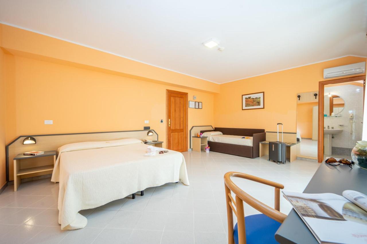 Hotel La Principessa Амантеа Екстериор снимка